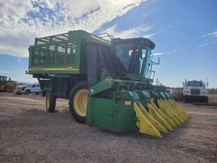 2003 John Deere 9986