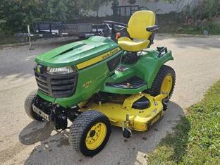 2018 John Deere X758