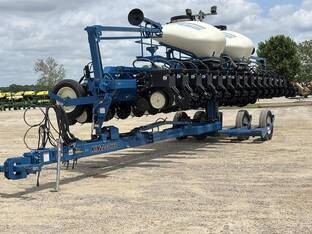 2010 Kinze 3660ASD