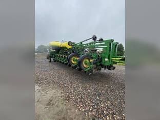 2020 John Deere 1775NT