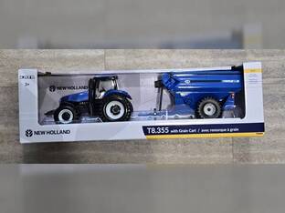 New Holland 1/32 T8.355 W/ GRAIN CART