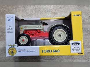 New Holland 1/16 FORD 640 FFA
