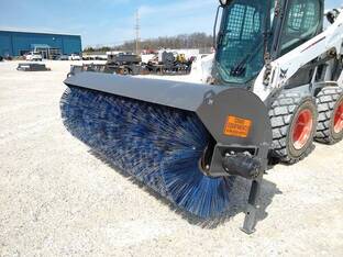 CID XTREME ANGLE BROOM - 84 INCH - 50/50 POL