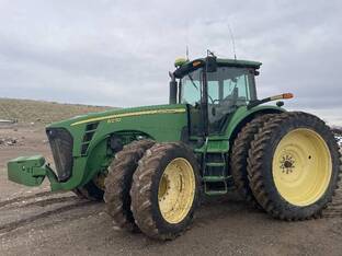 2007 John Deere 8230