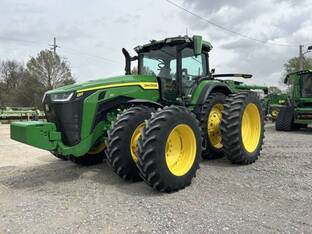 2023 John Deere 8R 310