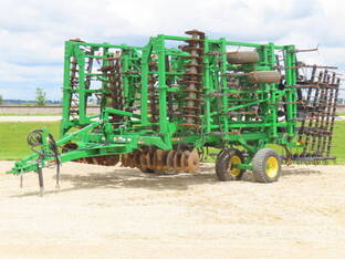 2014 John Deere 2310