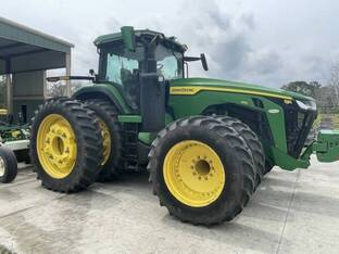 2022 John Deere 8R 410