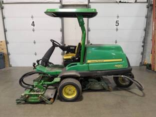 2020 John Deere 7400A