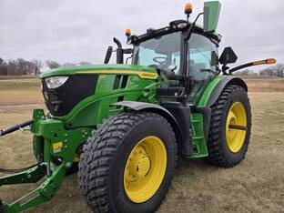 2023 John Deere 6R 165