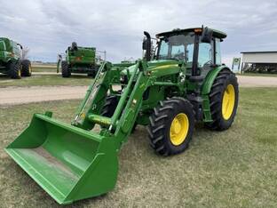 2023 John Deere 6135E
