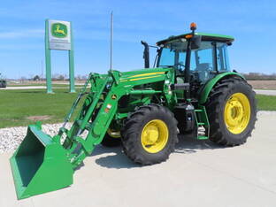 2023 John Deere 6135E