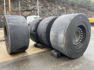 BRAWLER HPS 29.5-25 SOLID TIRES