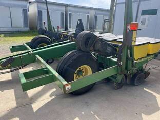 2001 John Deere 1780