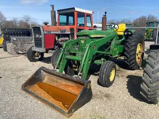 John Deere 148