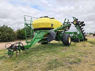 2012 John Deere 1890