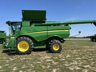 2023 John Deere S770