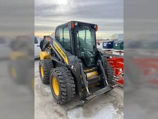 2016 New Holland L230