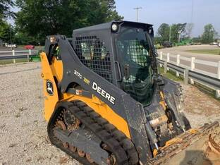 2022 John Deere 317G