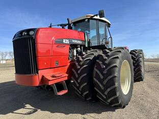 2009 Versatile 435