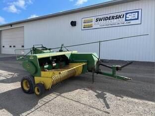 1984 John Deere 337