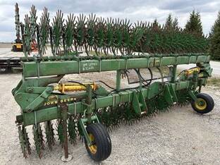John Deere 400