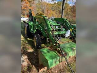 2007 John Deere 3320
