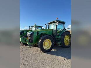 2011 John Deere 8335R