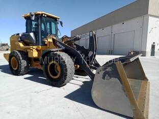 2022 John Deere 624 P