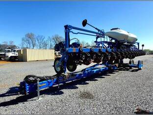 2014 Kinze 3600ASD
