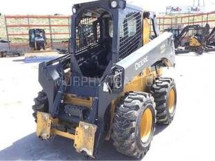 2024 John Deere 330G