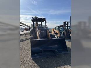 2024 Case Backhoe Loaders 580SV Construction King™