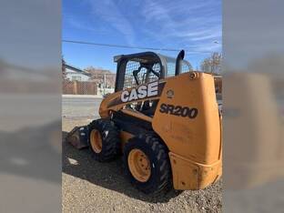 2011 Case SR200