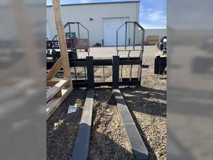 2024 Virnig Manufacturing Rail Pallet Fork: Hi-Vis PF4855