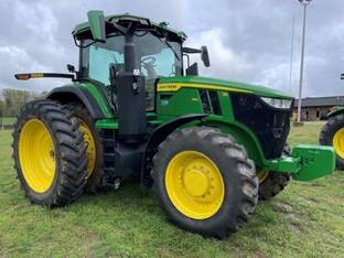 2023 John Deere 7R 250