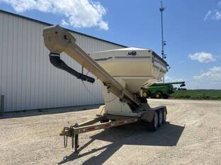 2010 Unverferth 3750