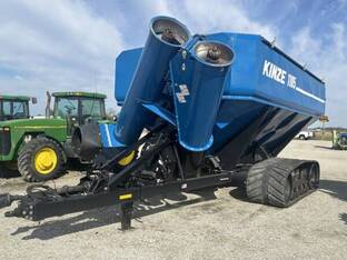 2021 Kinze 1105