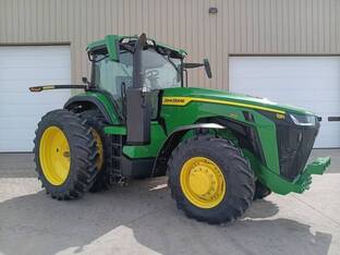 2024 John Deere 8R 250
