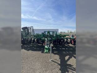 2023 Great Plains Max-Chisel® MC5111