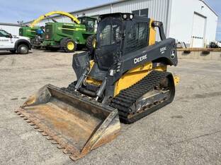 2021 John Deere 333G