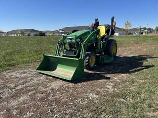 2014 John Deere 2025R