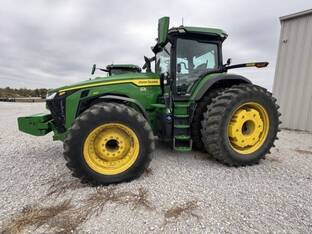 2023 John Deere 8R 410