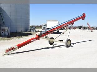 2025 Farm King 10x31