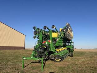 2022 John Deere 1795