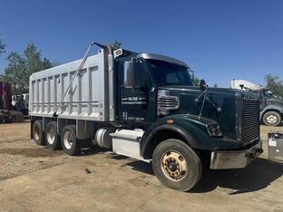 2015 Freightliner 122SD