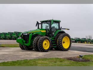 2023 John Deere 8R 340