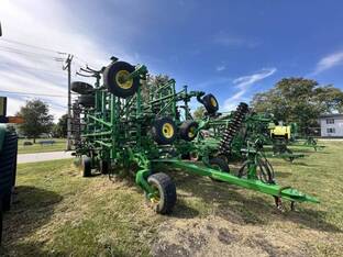 2022 John Deere 2230
