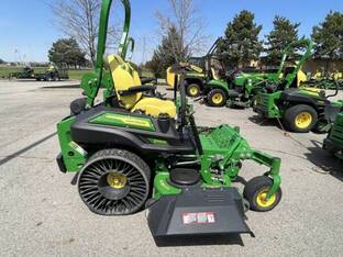 2023 John Deere Z930M
