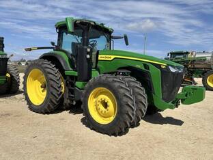 2023 John Deere 8R 370