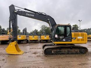 2023 John Deere 200G