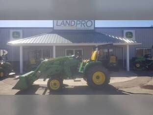 2021 John Deere 3033R